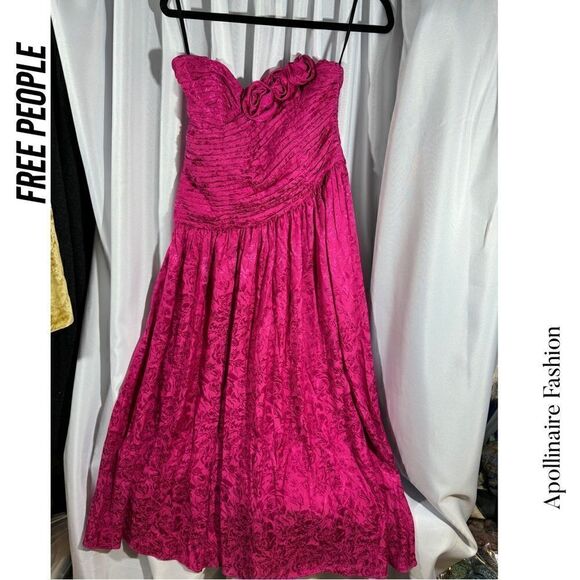 FREE PEOPLE MAKE AN ENTRANCE MAXI DRESS IN PINK NEW Size 0 - Picture 8 of 8